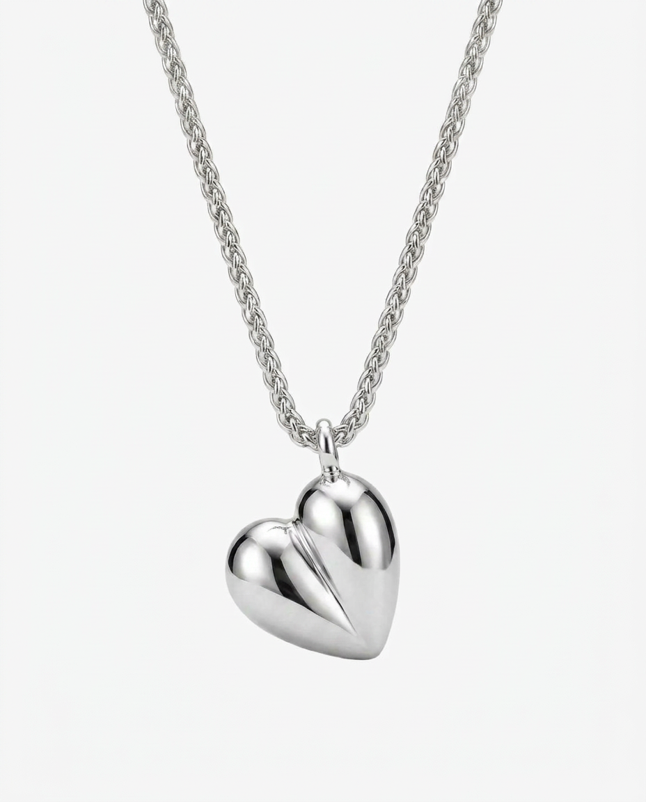 Cuore Necklace