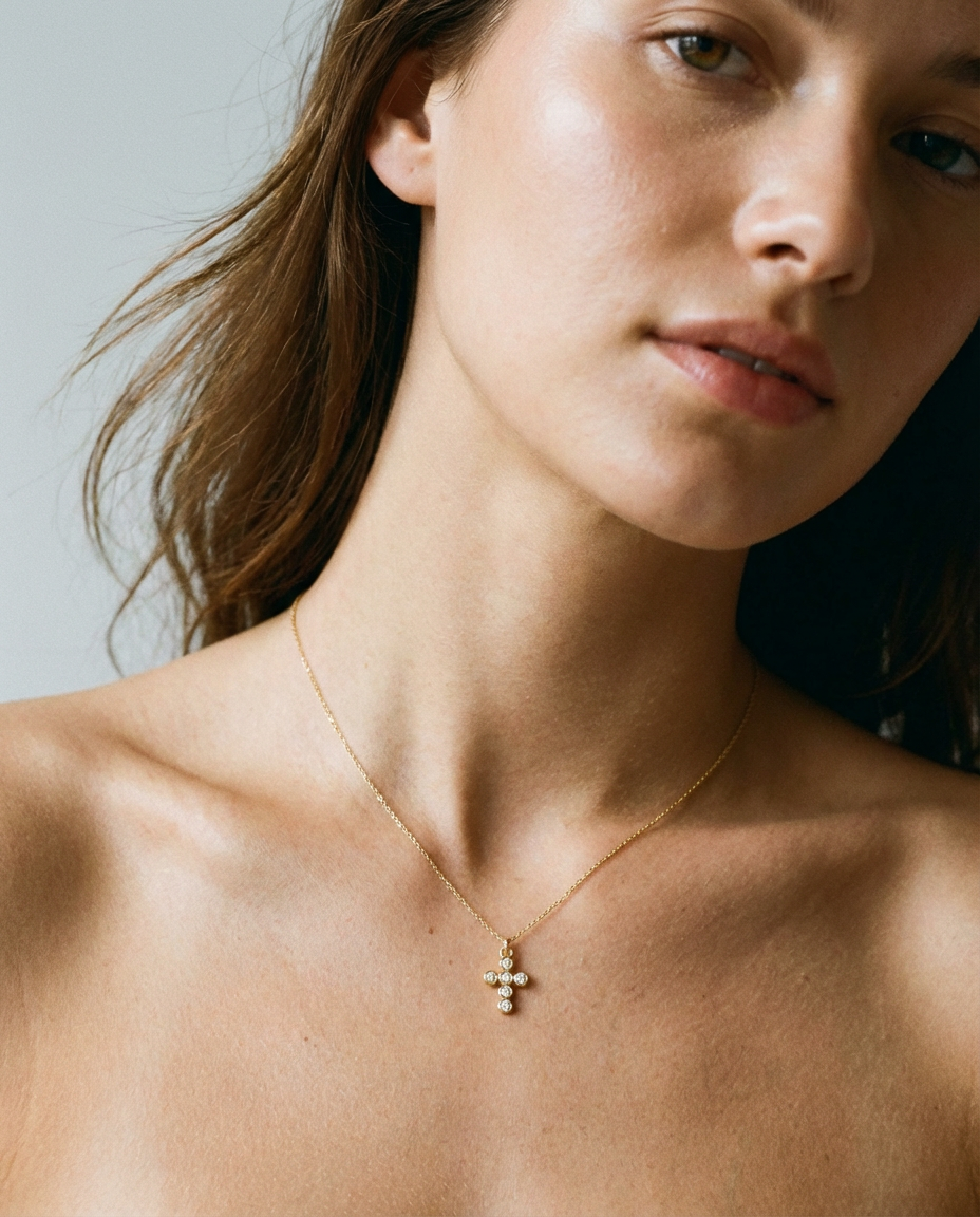 Cerchio Cross Necklace