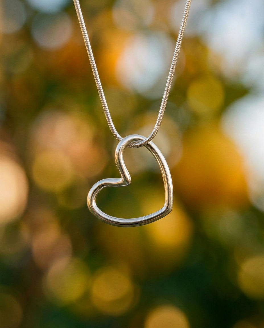 Amore Necklace