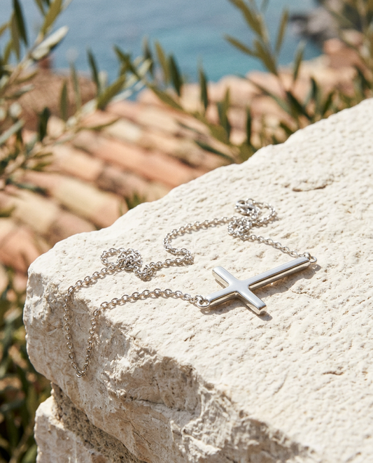 Orizzontale Cross Necklace