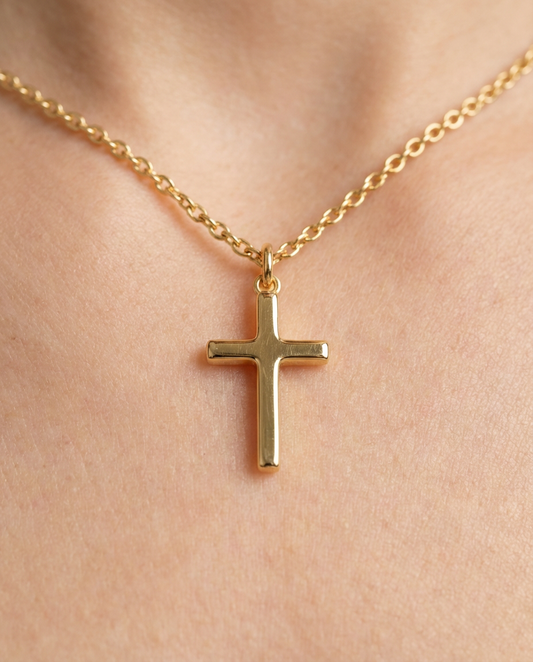 Pura Cross Necklace