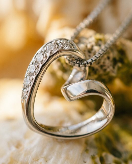 Pavé Cuore Vuoto Necklace