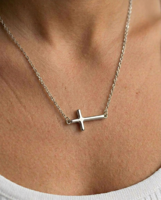 Orizzontale Cross Necklace